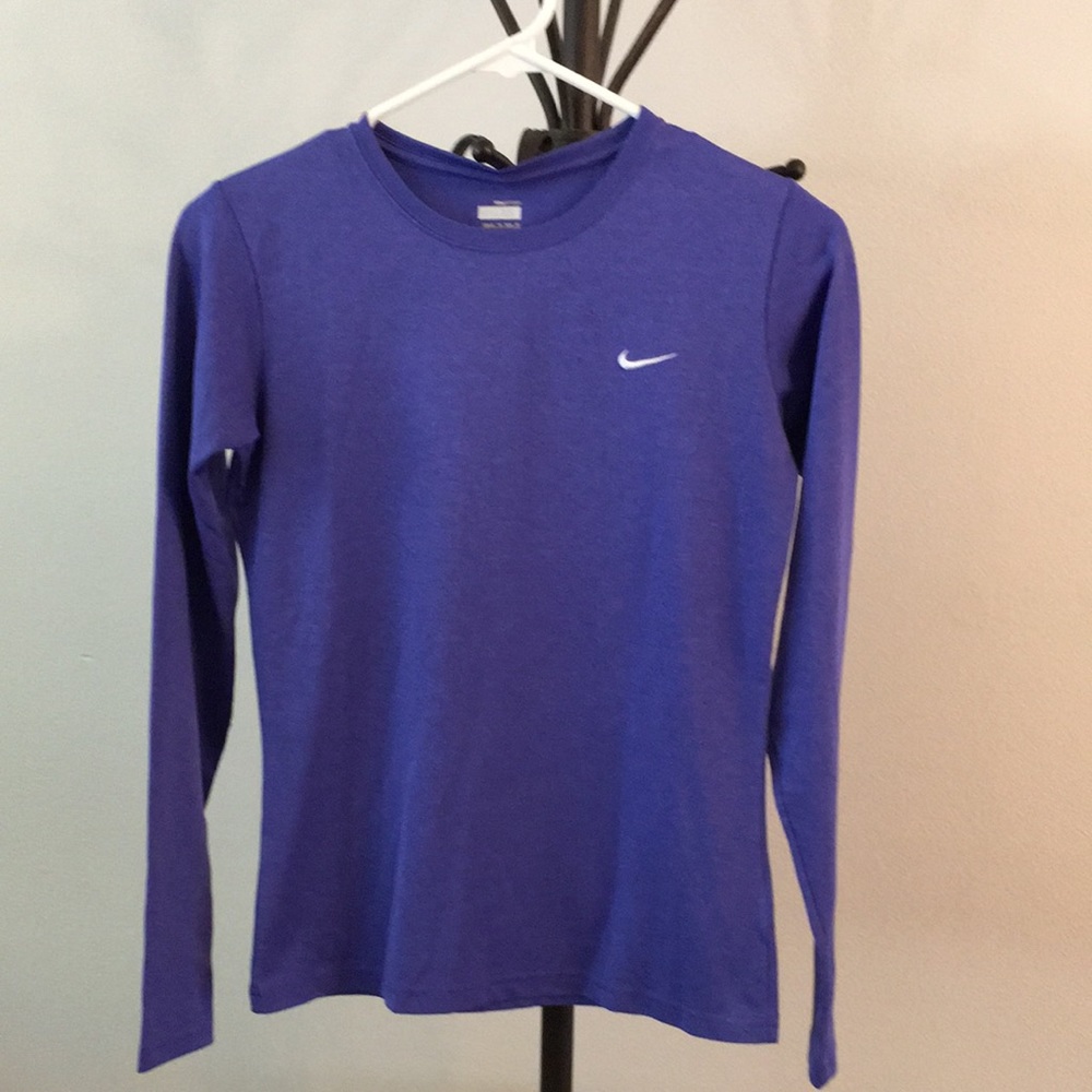 Nike Firdry long sleeve top size XS